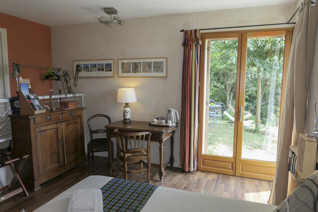 Chambre D'Hotes La Bichette Chassagny Esterno foto